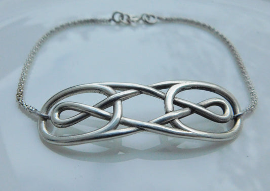 צמיד אוניברסלי בציפוי כסף או זהב עם סמל אינסוף