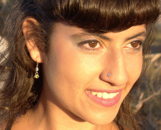 עגילי זהב עם חישוק