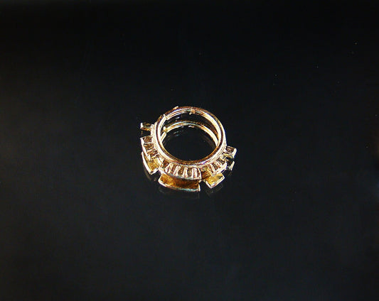 פירסינג במחיצה