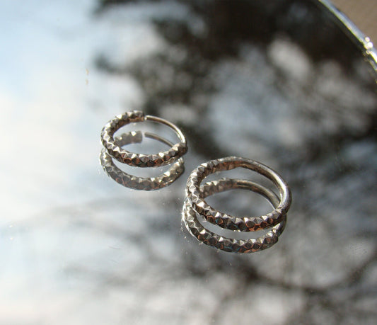 נזם כסף Renenūtet