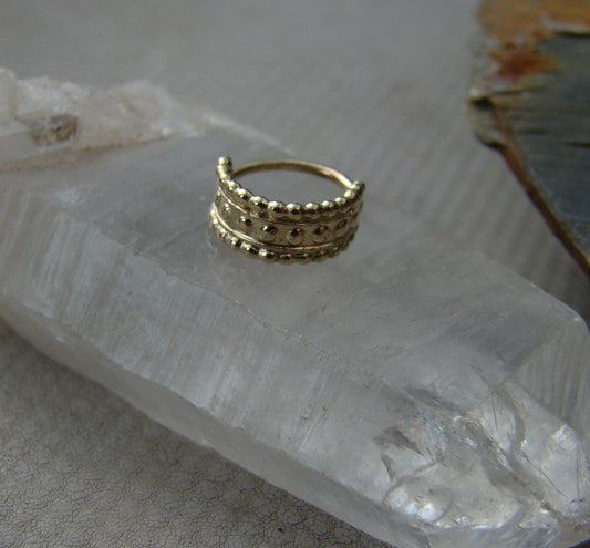 גאיה - טבעת אף שבטית