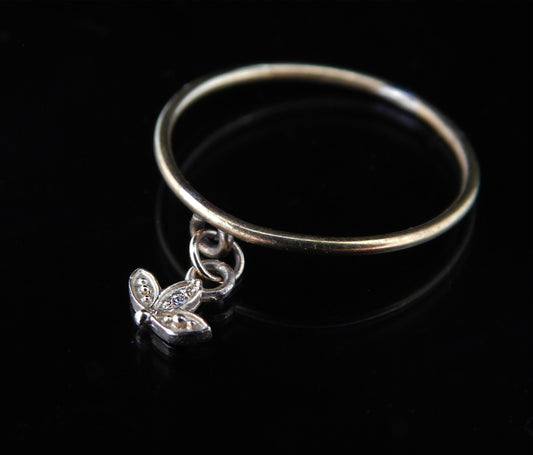 טבעת כסף מתנדנדת בסגנון בוהו