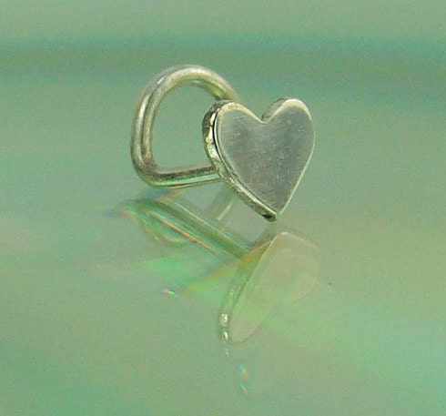 עגיל כסף לב