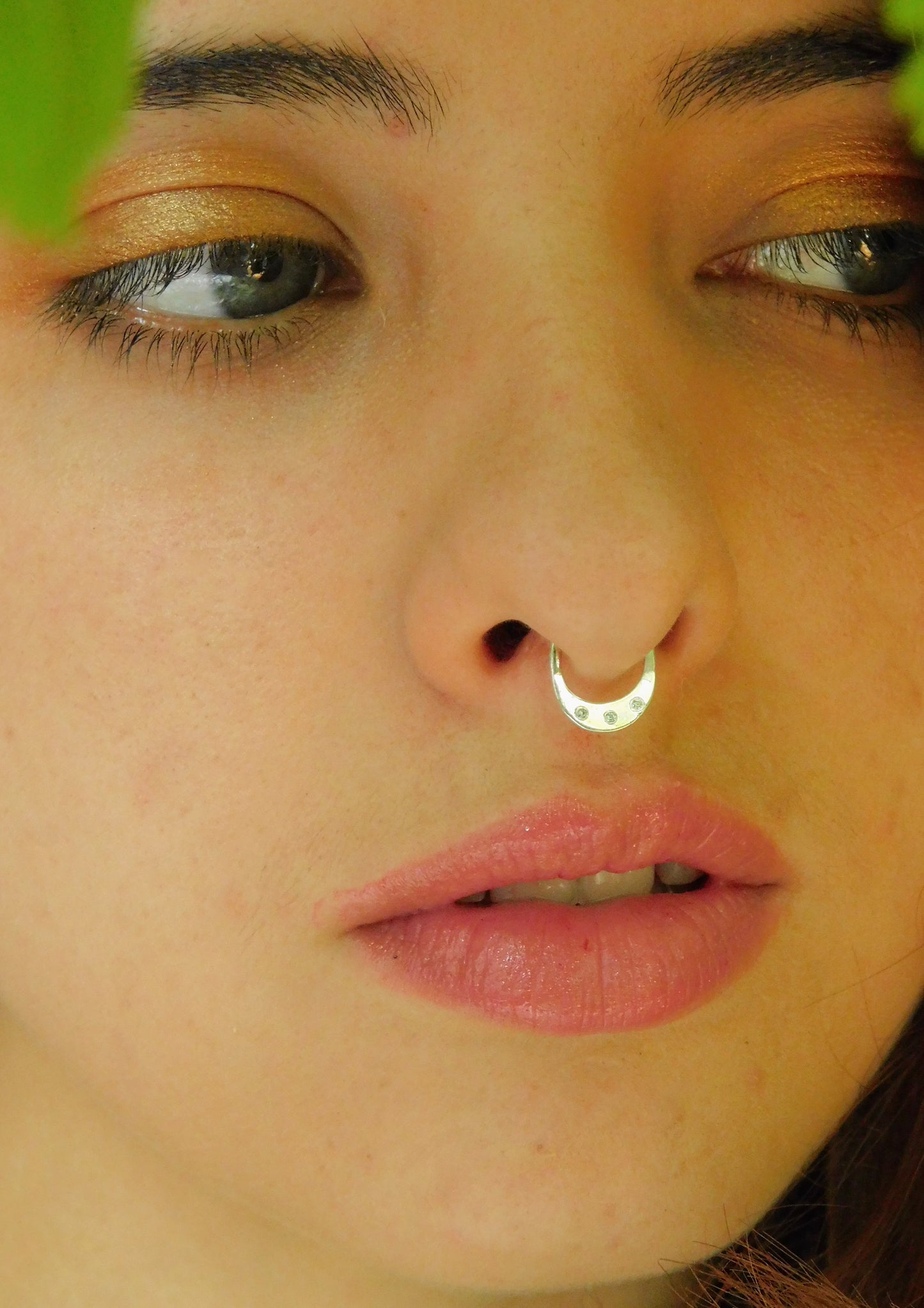 Moon septum Ring with 3 zircons