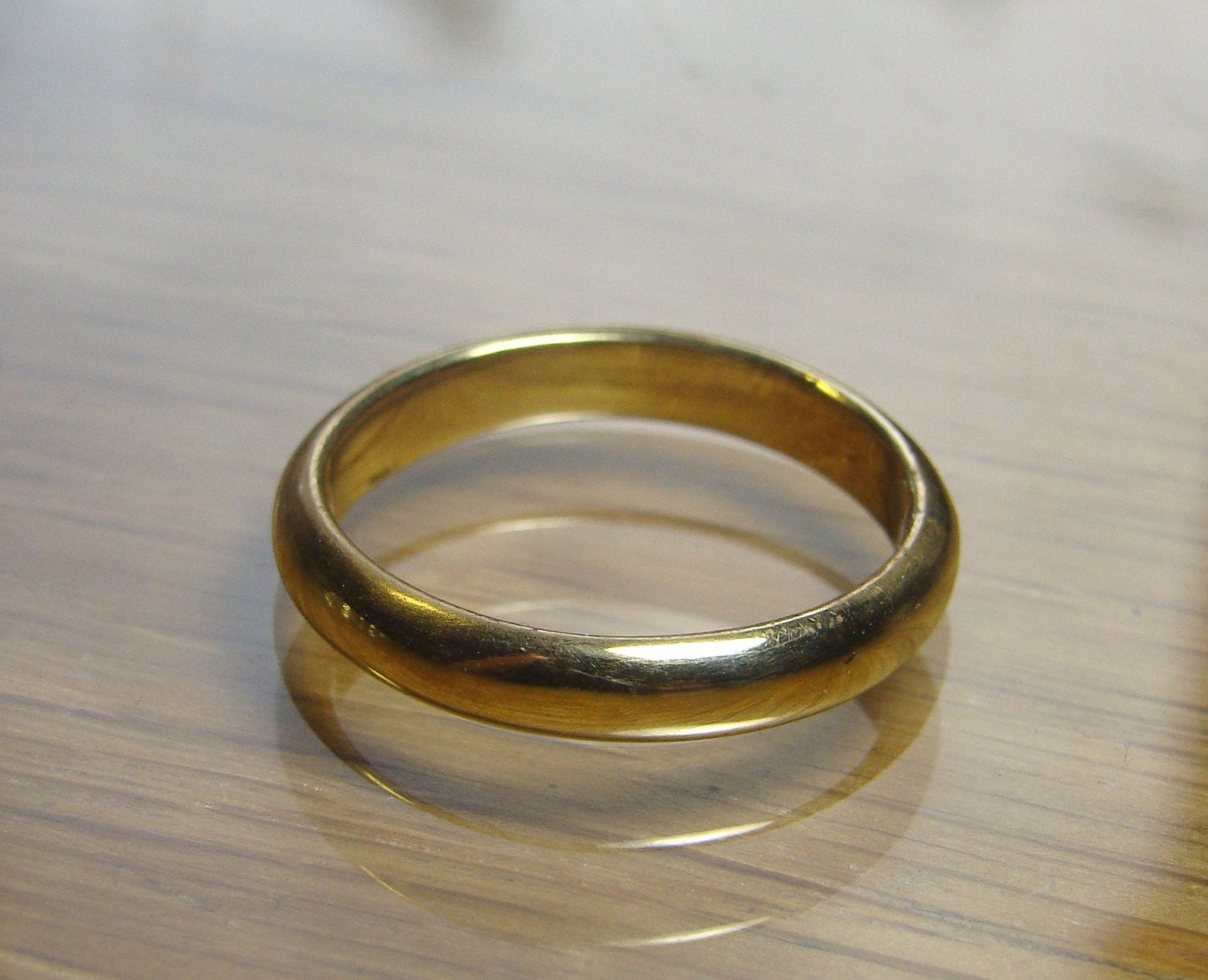 Classic Gold Wedding Rings