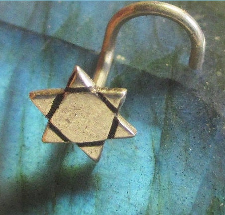 Star of David nose stud