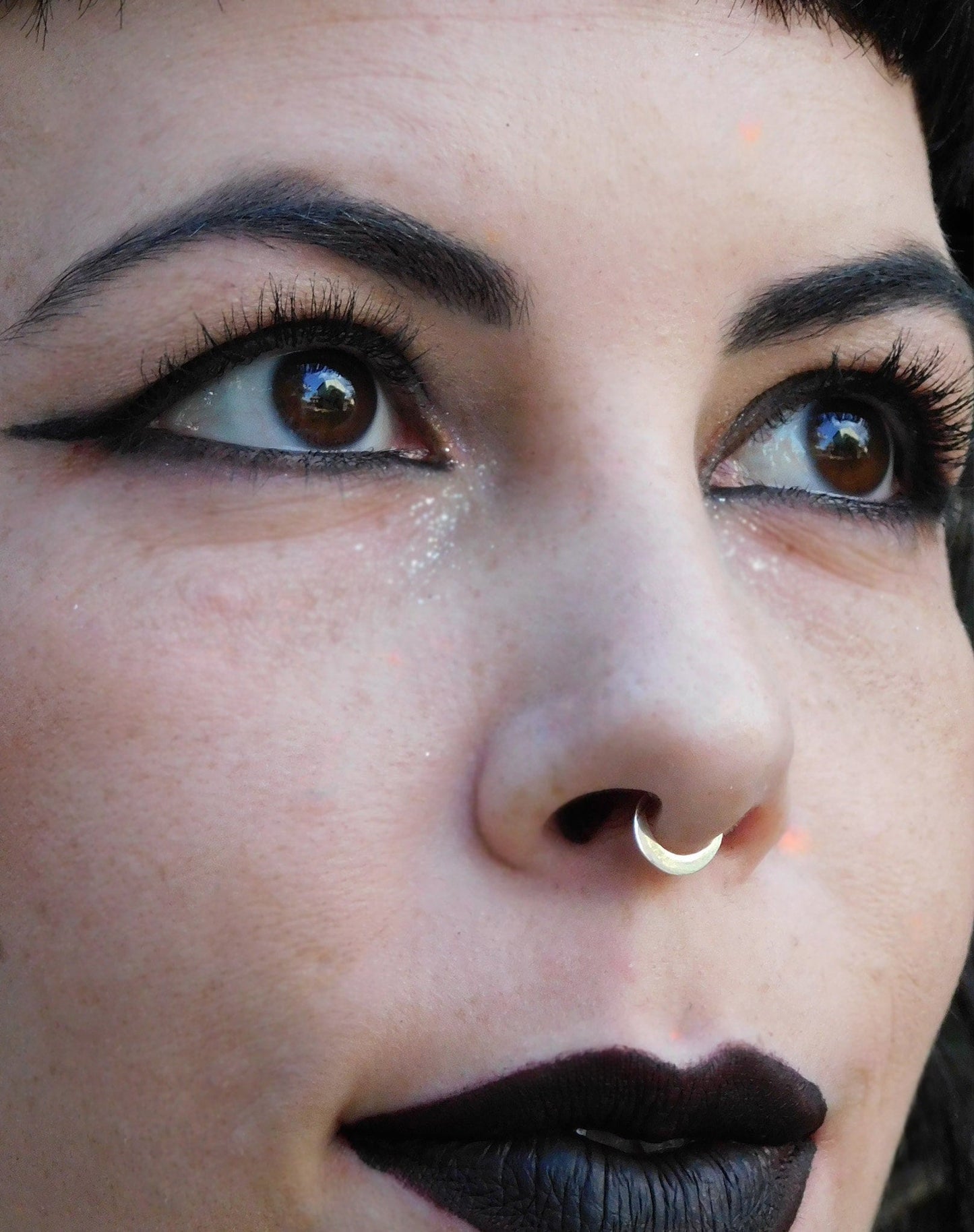 Non pierced moon septum