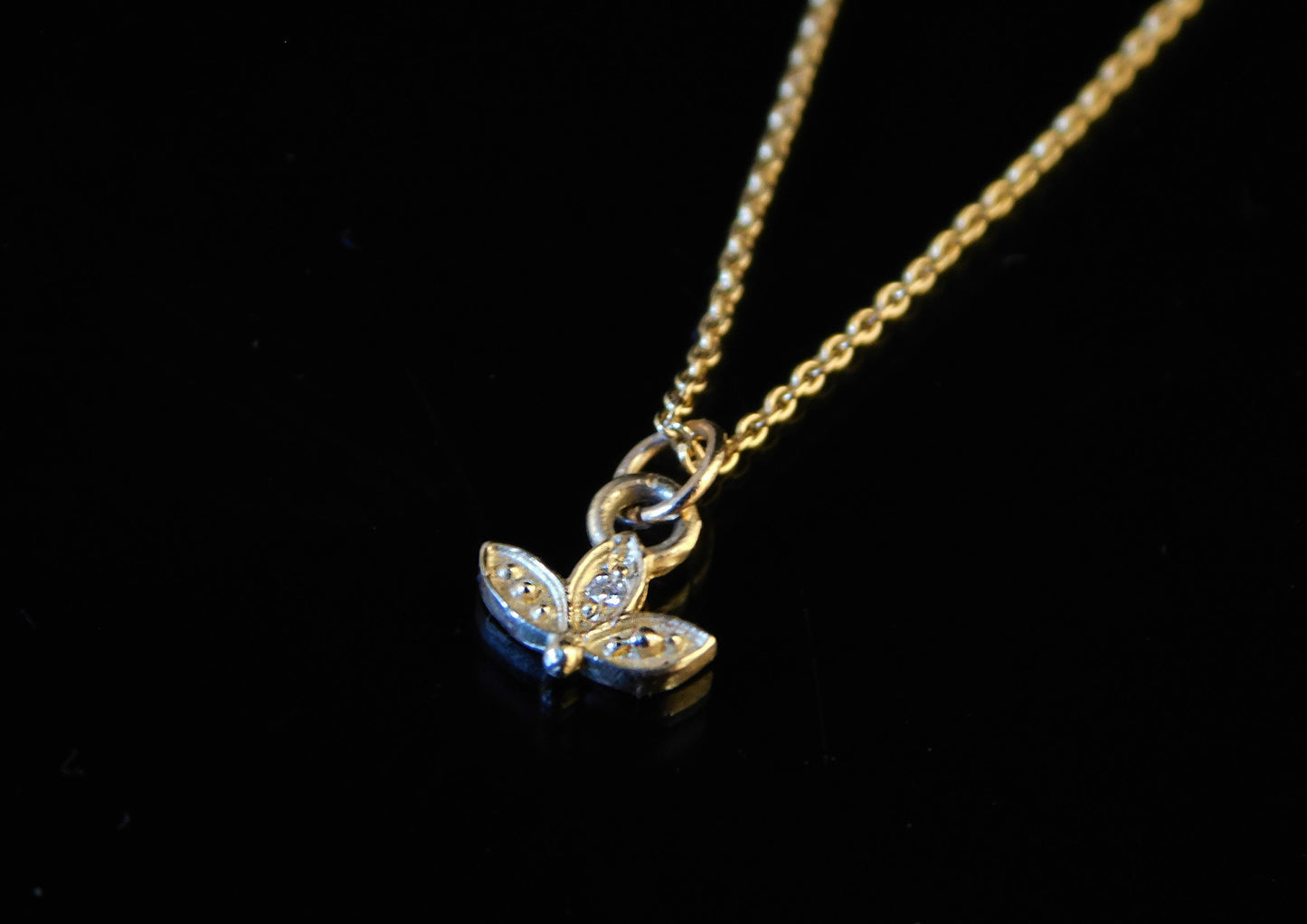 You are beautiful'-Diamond and gold pendant