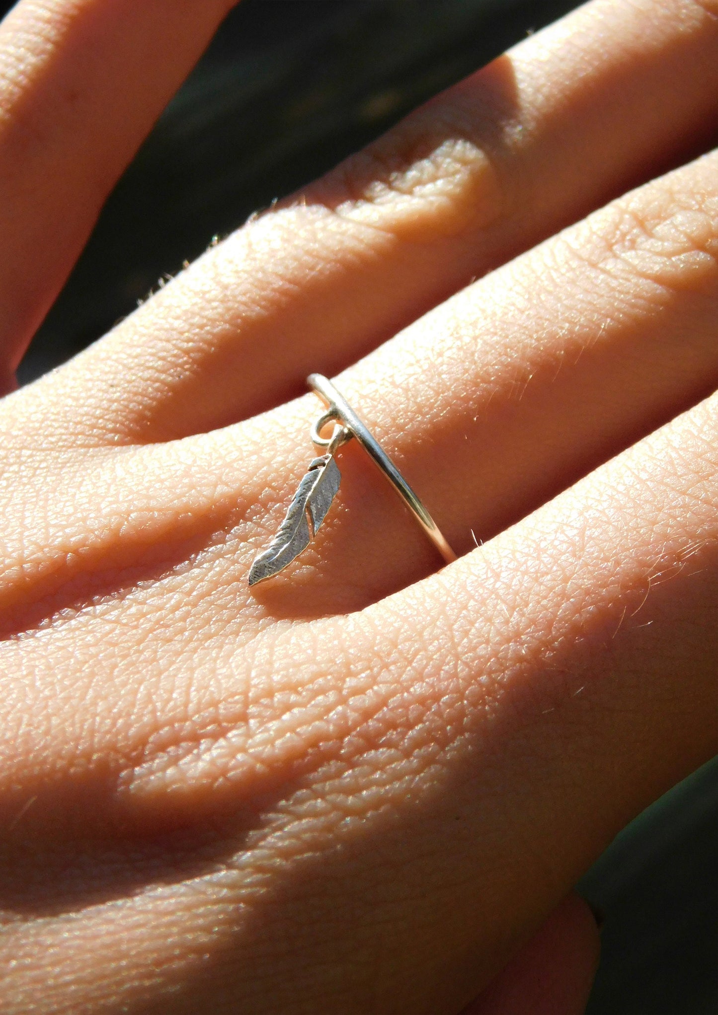 feather dangle silver ring