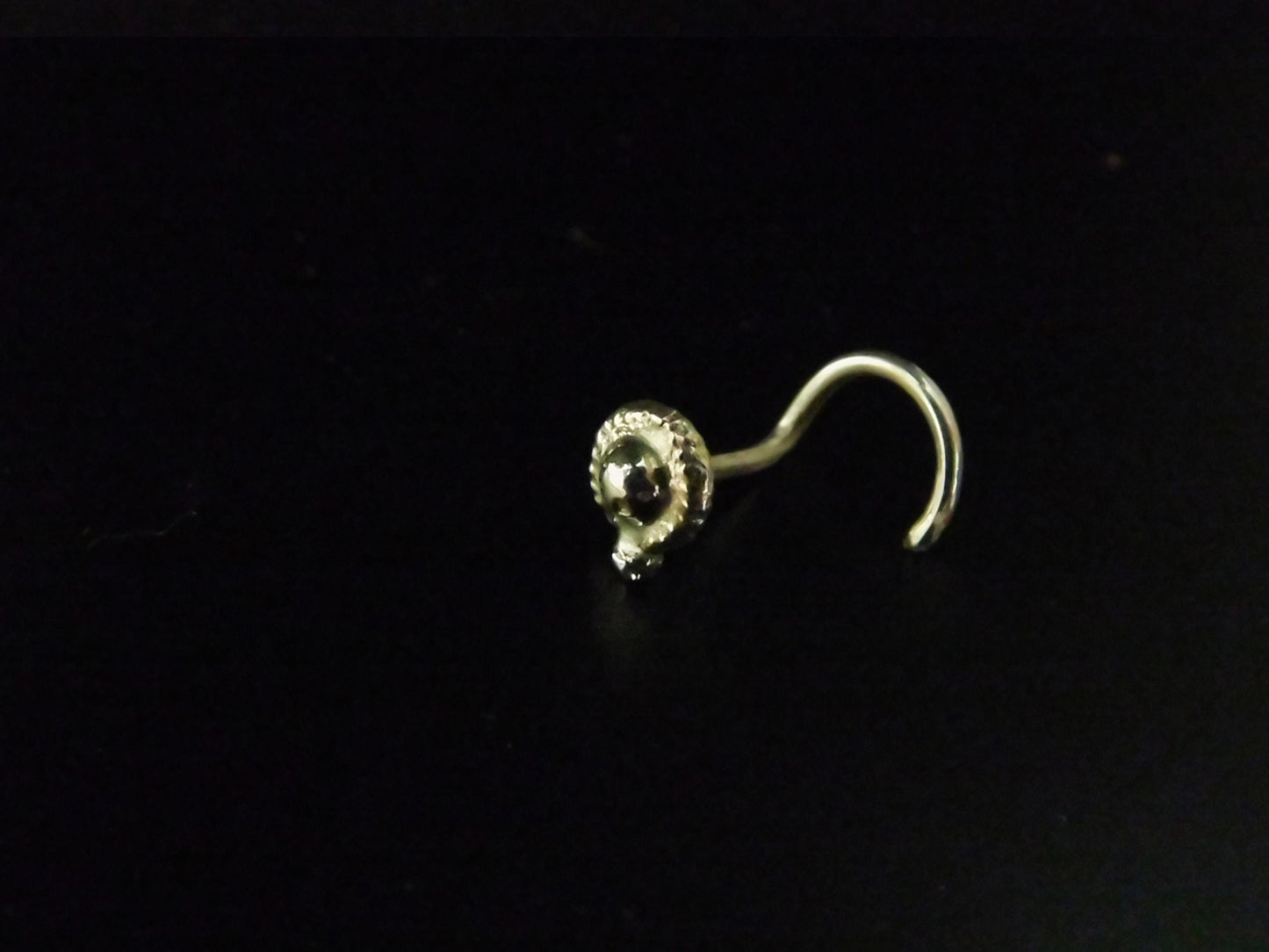 Silver Indian flower Dot piercing