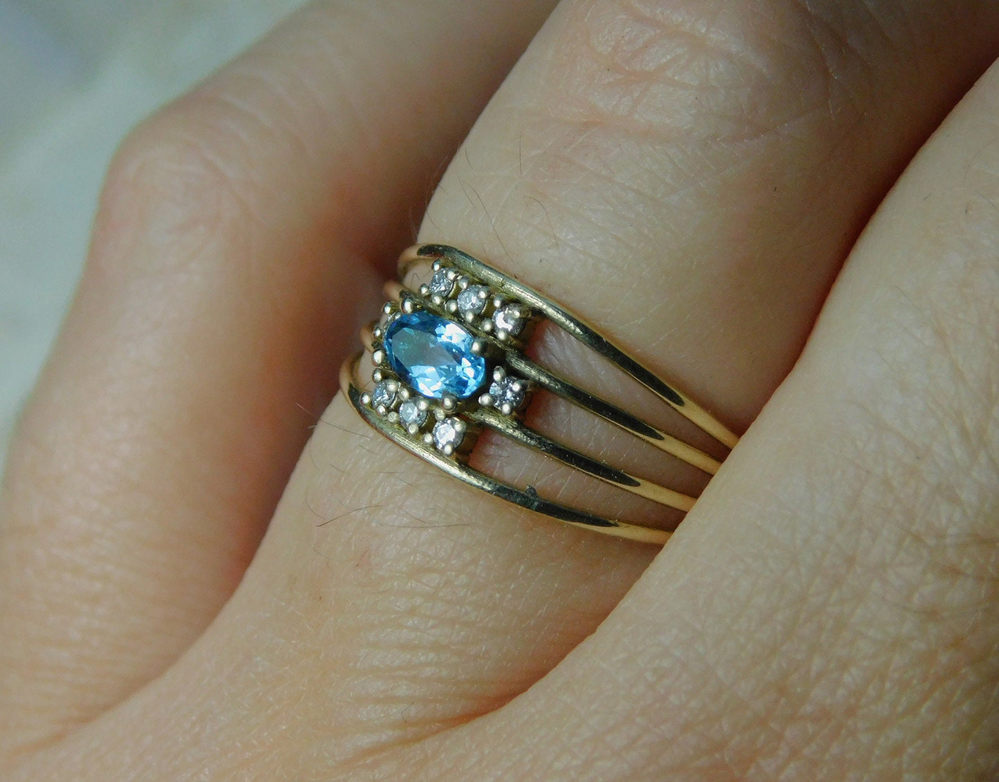 Blue Topaz and diamonds Gold ring