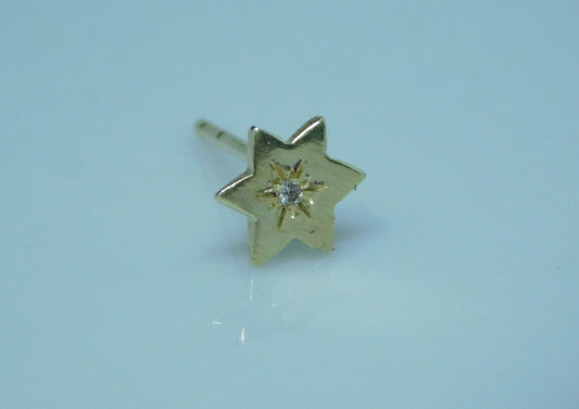 Star of David 14 k gold and diamond nose stud