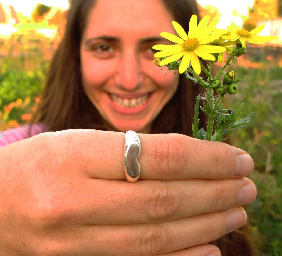 Heart ring with a diamond