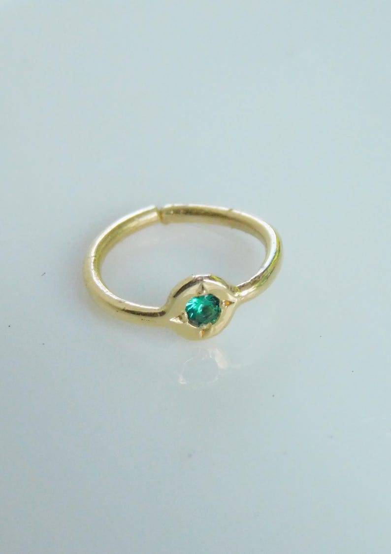 Emerald gold nose ring